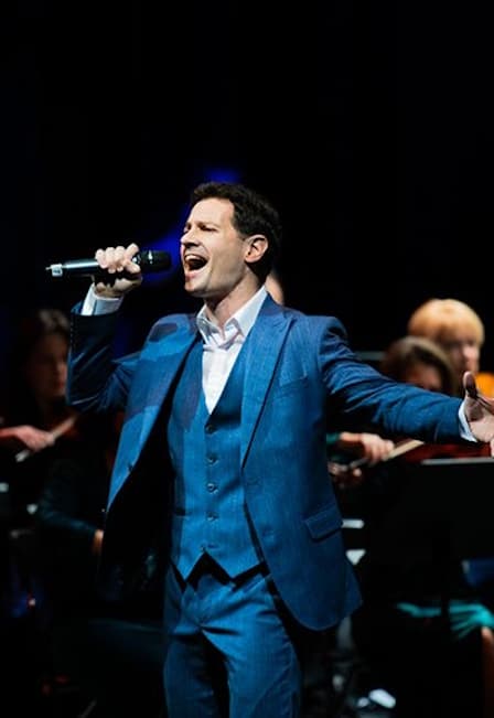 Антон Макарский и оркестр им. Н. Некрасова