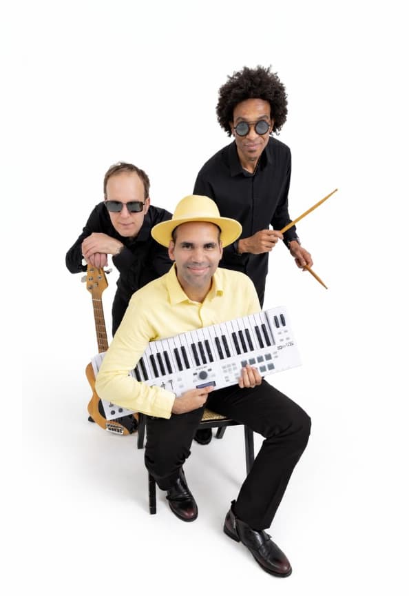 Sandor Torres &amp; Sandor´s Trio