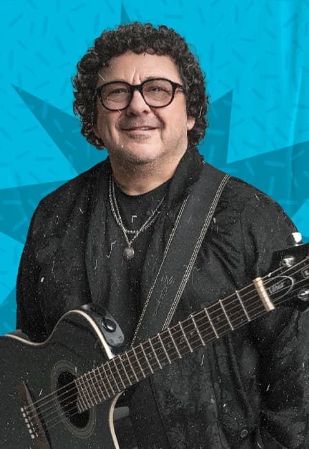 Игорь Саруханов