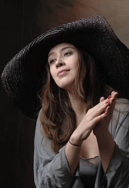 Александра Ирбе. Лекция «Маяковский и Брики. Искусство обольщения и умение жить»