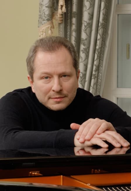 Юрий Мартынов, фортепиано