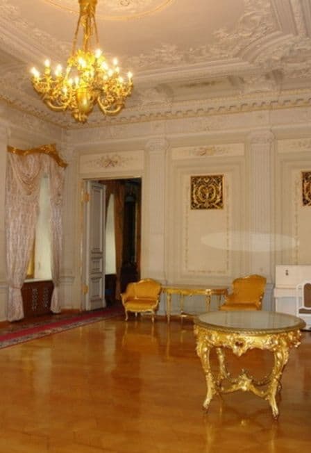 Экскурсия в легендарный особняк А. И. Коншиной