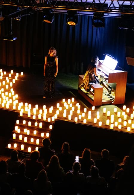 Людовико Эйнауди: Неоклассика при свечах