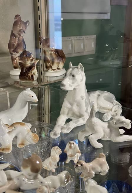 Экскурсия по Открытому хранению фарфора и стекла