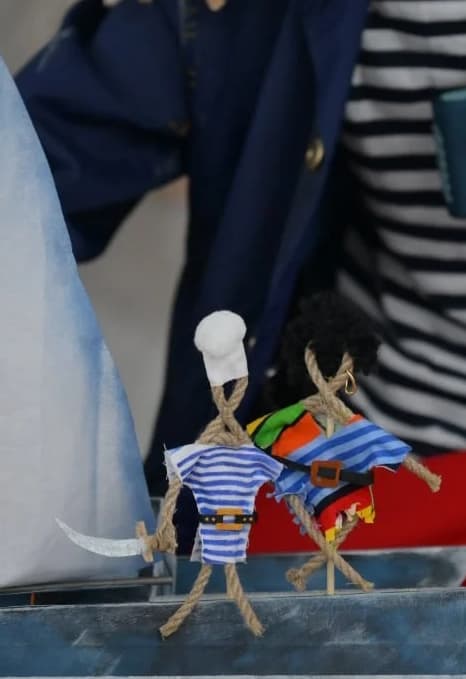 Разрешите пришвартоваться?