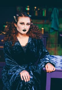 Сөяркә (Любовница)..