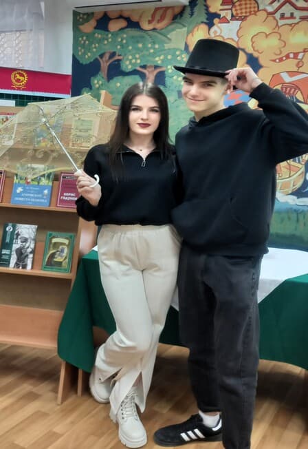 Я памятник себе воздвиг