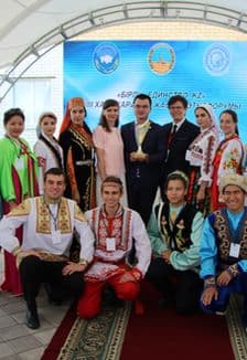 В дружеской семье братских народов: Этно‑путешествие