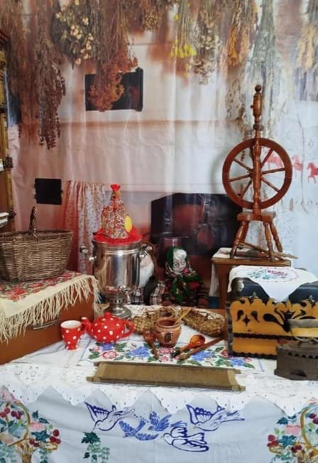 Как было в старину. Экскурсия по мини-музею "Сохраним историю"