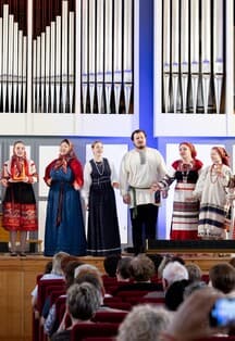 Народные песни России