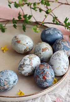 Старинный обычай - окрашивание пасхальных яиц. Творческий час