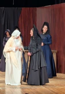 Дом Бернарды Альбы