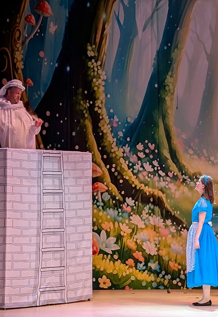 Алиса в сновидениях