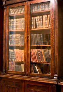 Экскурсия по музейным комнатам Самарской Публичной Библиотеки "Три века истории"