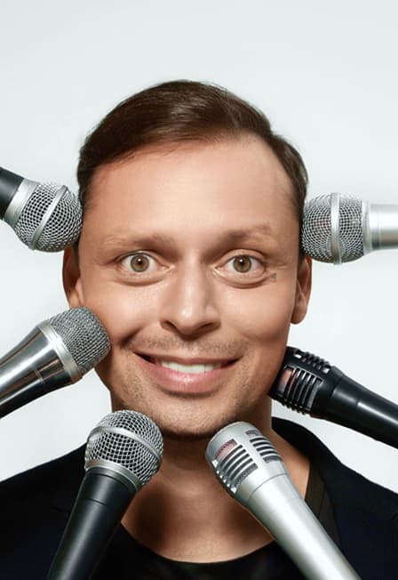 Виктор Комаров