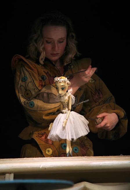 Дюймовочка