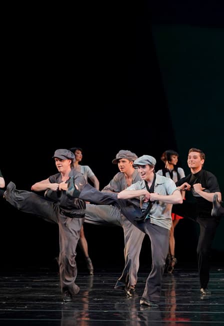 Барышня и хулиган. Ленинградская симфония