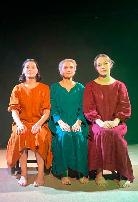 Стороною дождь