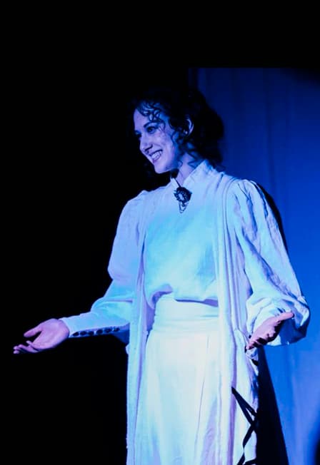 Спектакль Дом. Пронзительная поэма