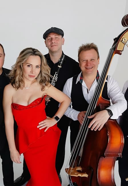 Люся Светлова и ДЖАЗонутые