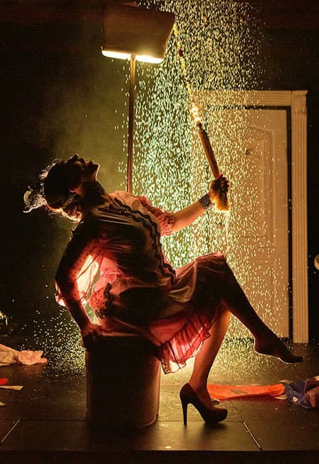 ВАННАЯ КОМНАТА (BATHROOM)