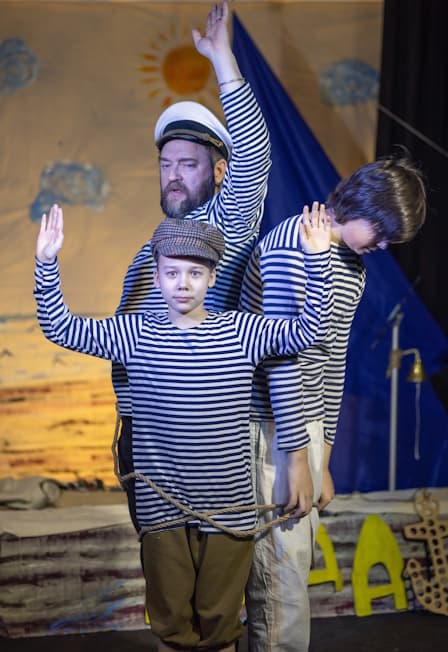 Спектакль "Приключения Капитана Врунгеля"