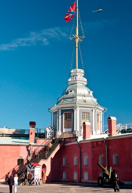 Мифы и факты Петропавловской крепости в мини-группе