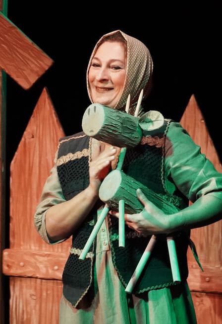 ГУСИ-ЛЕБЕДИ