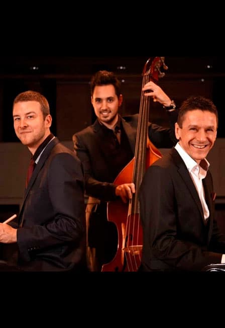 "Классика в джазе". Джаз-трио Петера Сарика (Венгрия)