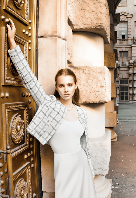 СЕКРЕТЫ ПЕТРОГРАДКИ: ЗАКРЫТЫЕ ПАРАДНЫЕ И ДВОРЫ-КОЛОДЦЫ