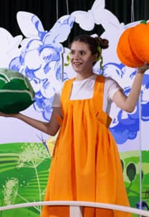 Our lovely garden («Наш весёлый огород» на английском языке)