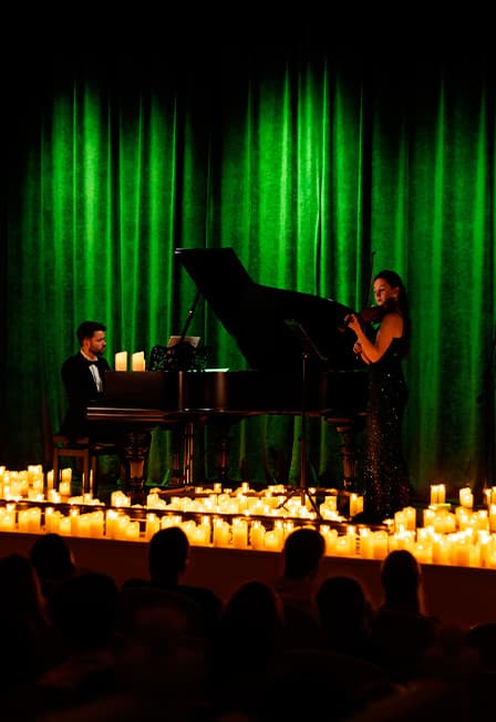 Шопен в сиянии свечей.