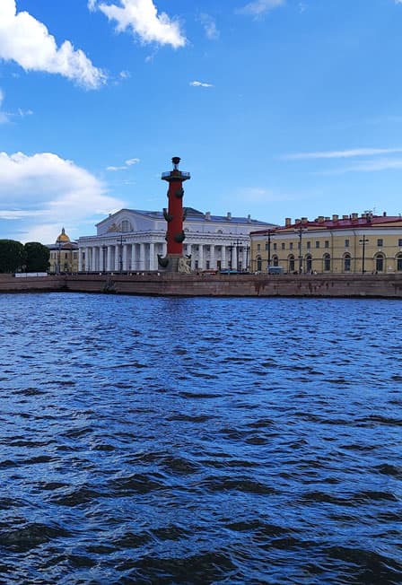Петровский вояж на двухпалубном теплоходе (теплый салон)
