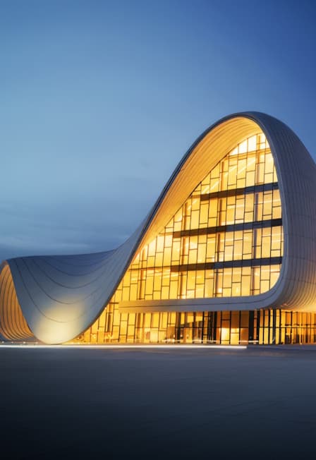 Лекция. «Королева кривой»: как Заха Хадид изменила мир архитектуры