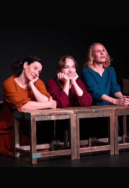 Стороною дождь