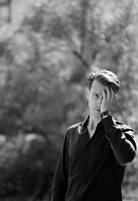 Ниоткуда с любовью