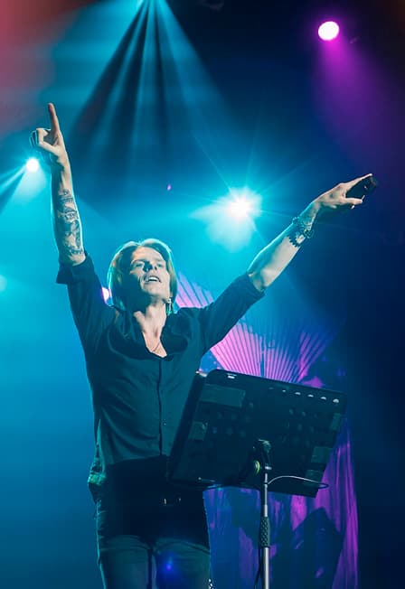 Шоу «Desert Rose Symphony» - легендарные хиты Sting с оркестром Palladium