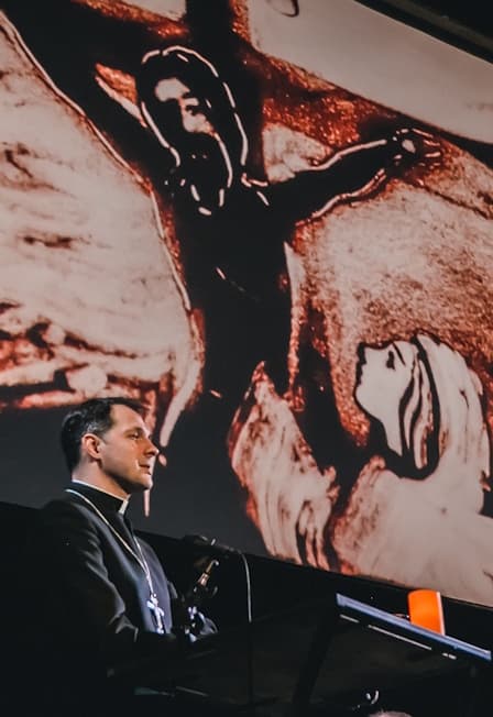 Страсти. Пасхальный концерт с комментариями