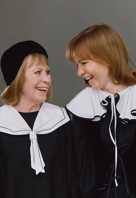 Две дамочки в сторону Севера