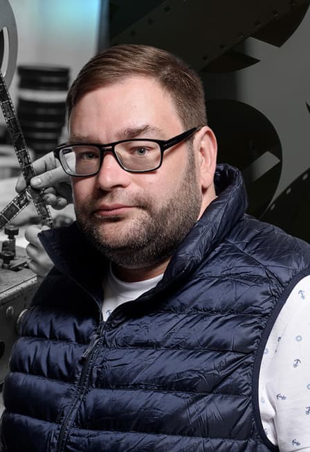 Всеволод Коршунов. Медленный просмотр фильма.