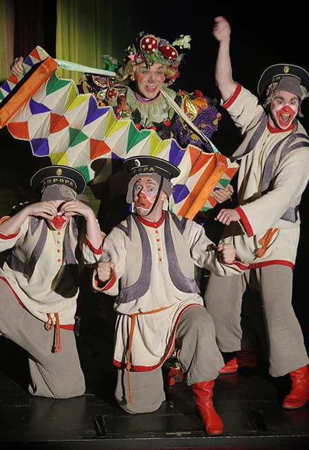 Гуси-Лебеди и Баба-Яга