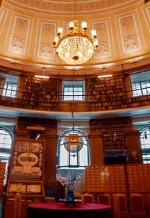 Обзорная экскурсия по Российской национальной библиотеке