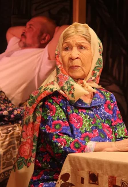 Семейный портрет с посторонним