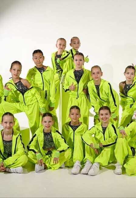 Отчетный концерт народного коллектива студии танца "Изумруд"