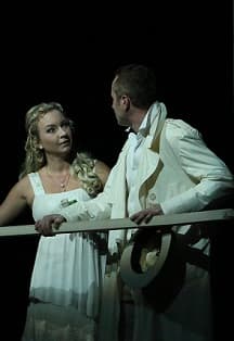 "Отель двух миров"