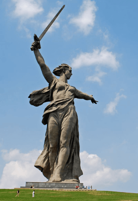 Мамаев Курган, где время замерло. Групповая экскурсия