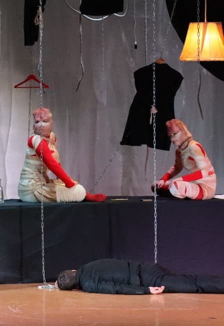 Спектакль "Аз есмь тварь"