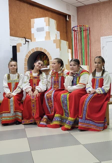Познавательная интерактивная программа «История русской песни»