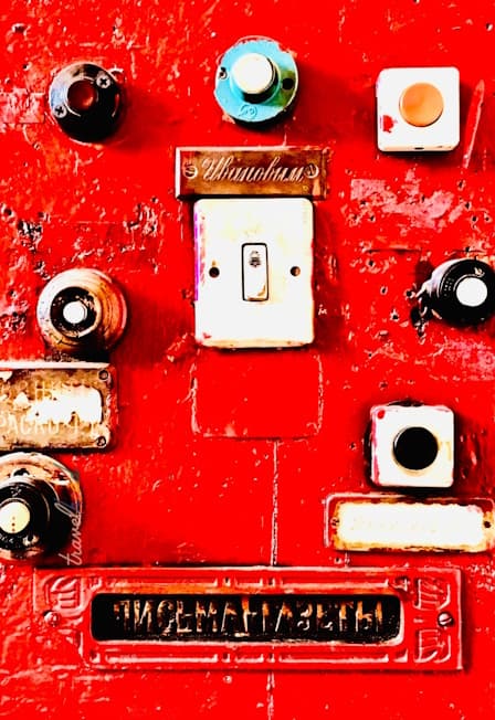 Ленинградские коммуналки — снаружи и изнутри