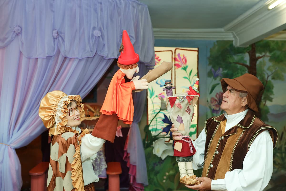 За кулисами кукольного театра (Буратино-Пиноккио)